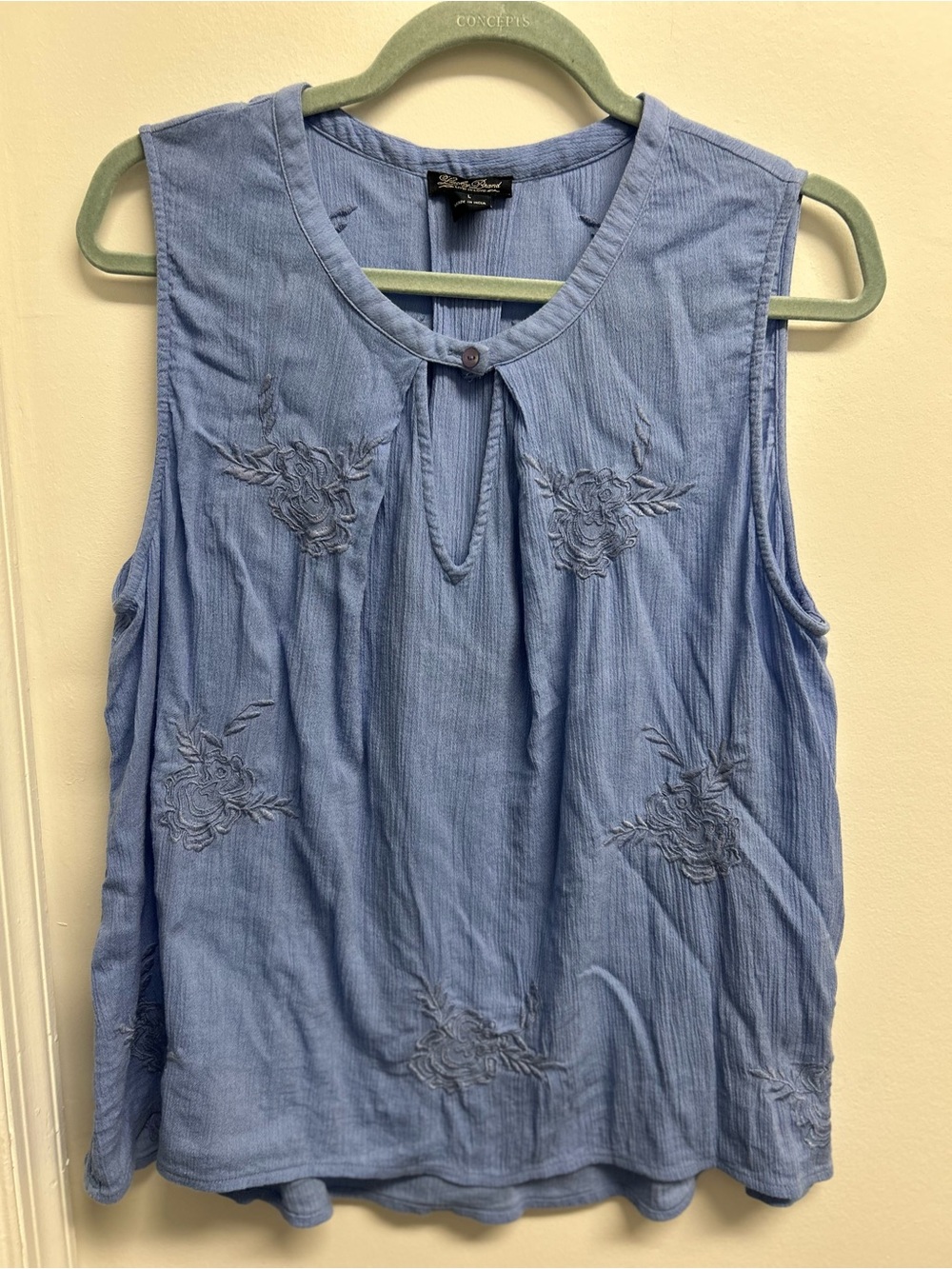 Lucky Brand Sleeveless Blue Embroidered top